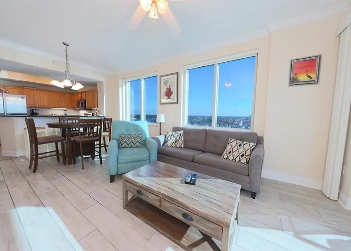 2 Bedroom High Rise Corner At Crystal Tower With 2 Balconies, 2 Outdoor Pools, Lazy River, Heated Indoor Pool, Direct Access *